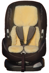 Lambskin Car Seat Fleece Liner on a Maxi Cosi Priori XP - click for larger image